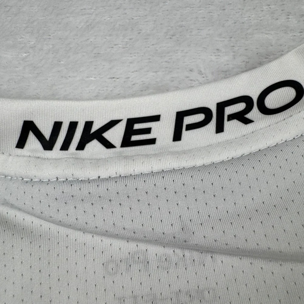 Nike Pro Dri-FIT Tank Top Mens Large White Slim Fit Sleeveless DD1977-100